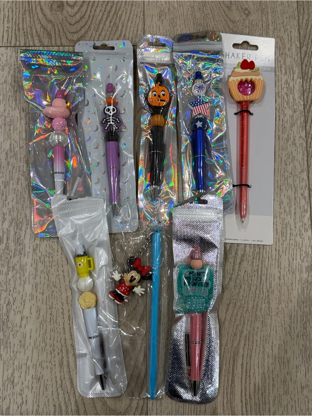 Assorted Character Shaker Pens